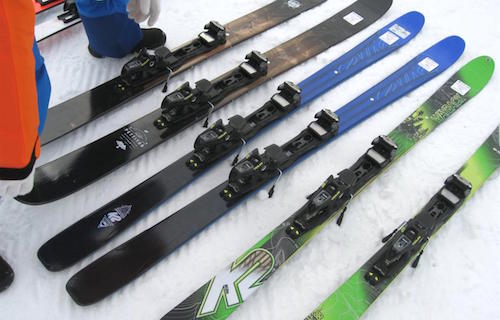 カービングスキーの長さは身長で決める？選び方やスキーとの違いは？